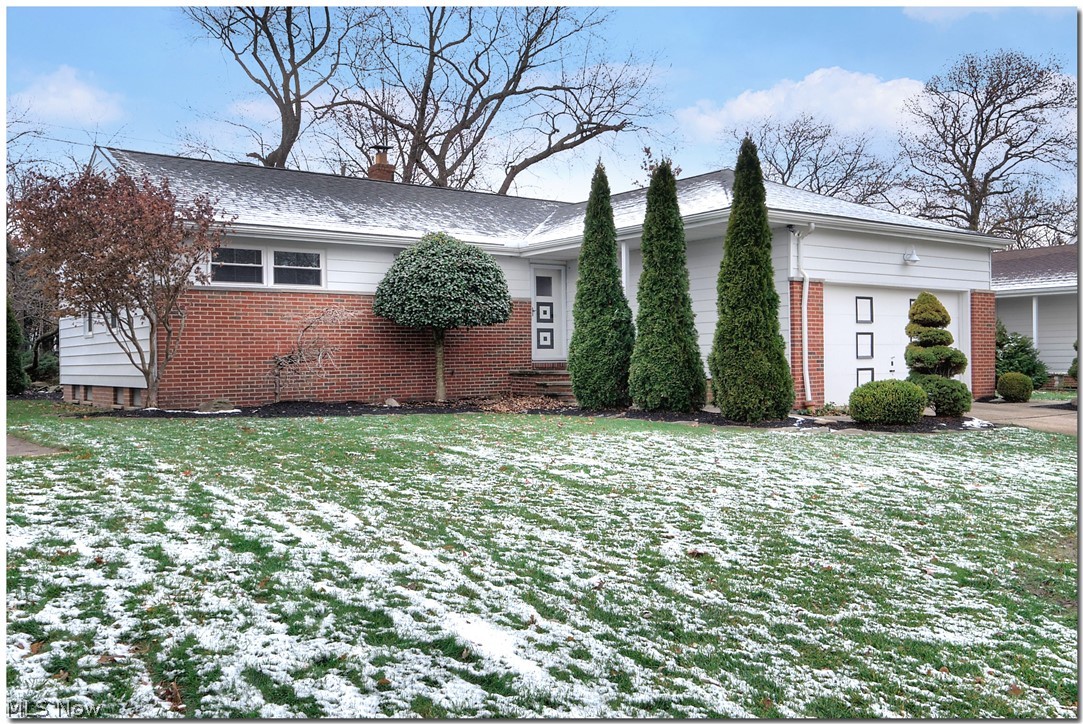 4868 South Sedgewick Road Cleveland, OH 44124 - Photo 2 of 35 Gallery Image 2