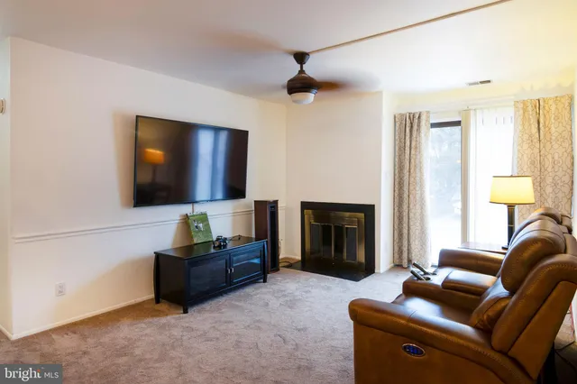 $225,000 | 451 Durham Court, West Deptford, NJ 08051