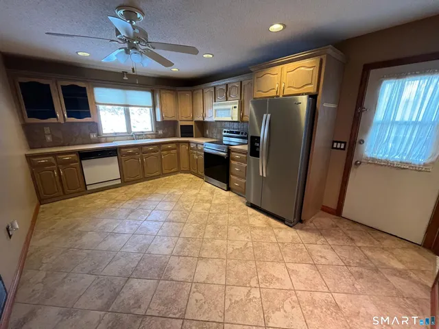 $217,500 | 1385 Highland Avenue, Unit 20A, Waterbury, CT 06708