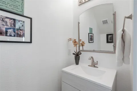 $289,900 | 151 Anise Tree Place, The Woodlands, TX 77382