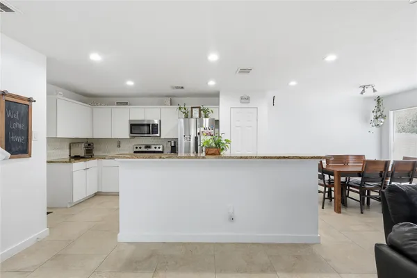 $289,900 | 151 Anise Tree Place, The Woodlands, TX 77382