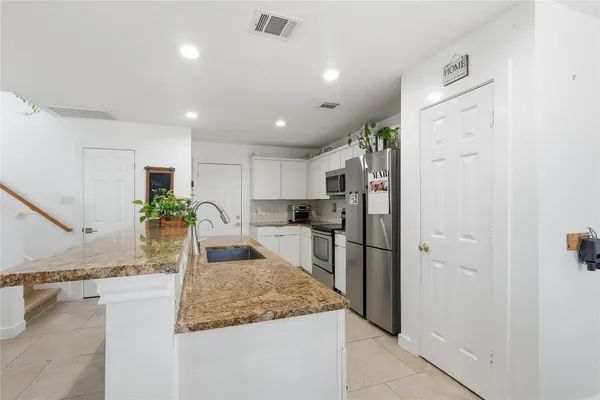 $285,000 | 151 Anise Tree Place, The Woodlands, TX 77382