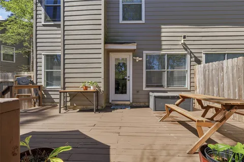 $289,900 | 151 Anise Tree Place, The Woodlands, TX 77382