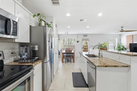 $289,900 | 151 Anise Tree Place, The Woodlands, TX 77382