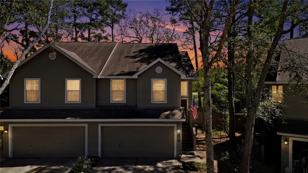 $289,900 | 151 Anise Tree Place, The Woodlands, TX 77382