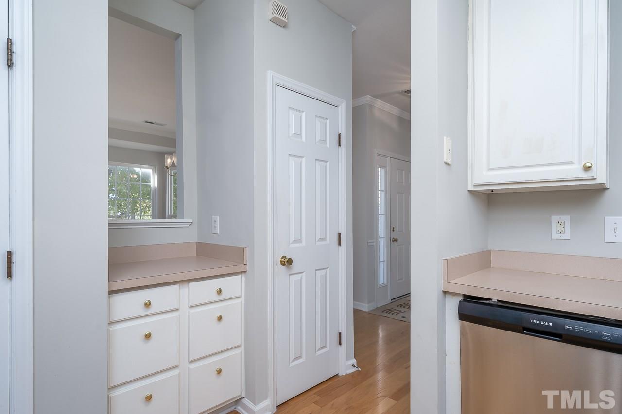 4700 Delta Vision Court Raleigh, NC 27612 - Photo 7 of 26 Gallery Image 7
