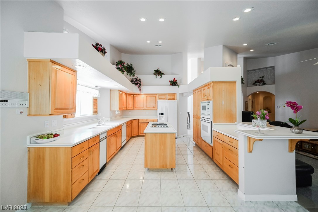 5685 North Dapple Gray Road Las Vegas, NV 89149 - Photo 18 of 83