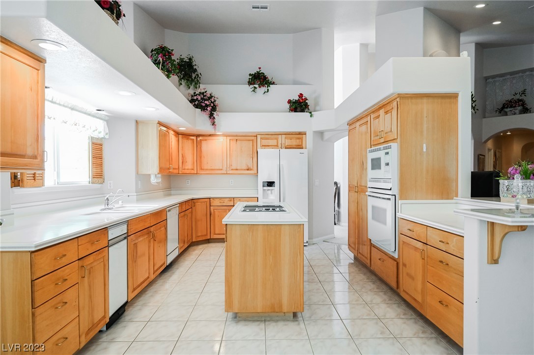 5685 North Dapple Gray Road Las Vegas, NV 89149 - Photo 19 of 83