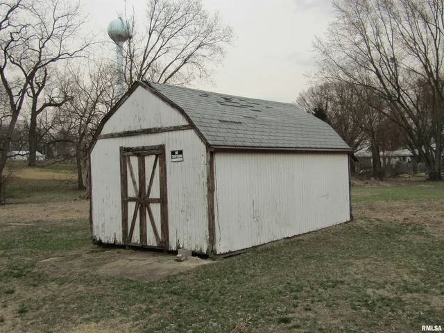 $15,000 | 204 Chestnut Street, Forest City, IL 61532