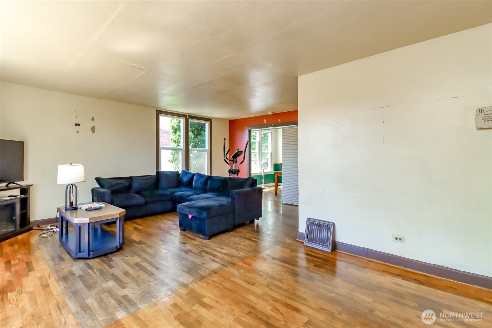 285 Earlington Avenue Southwest Renton, WA 98057 - Photo 6 of 40