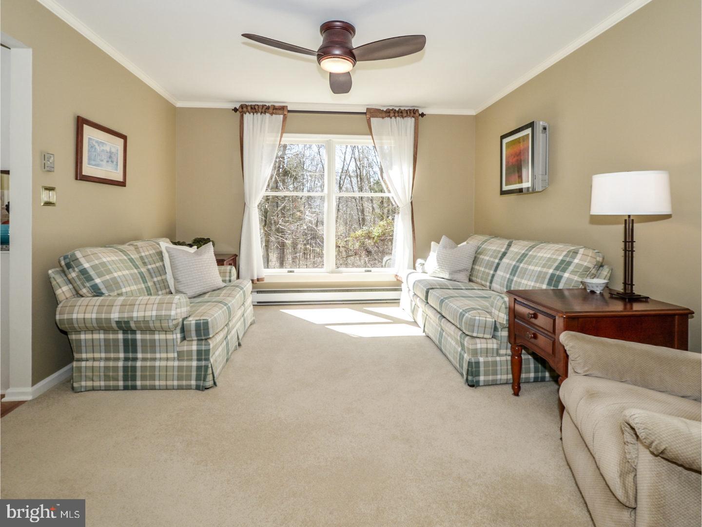888 Price Road Harleysville, PA 19438 - Photo 8 of 25 Living Room
