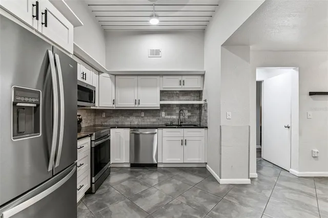 $3,500 | 2421 West Horatio Street, Unit 818, Tampa, FL 33609