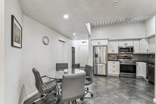 $3,500 | 2421 West Horatio Street, Unit 818, Tampa, FL 33609