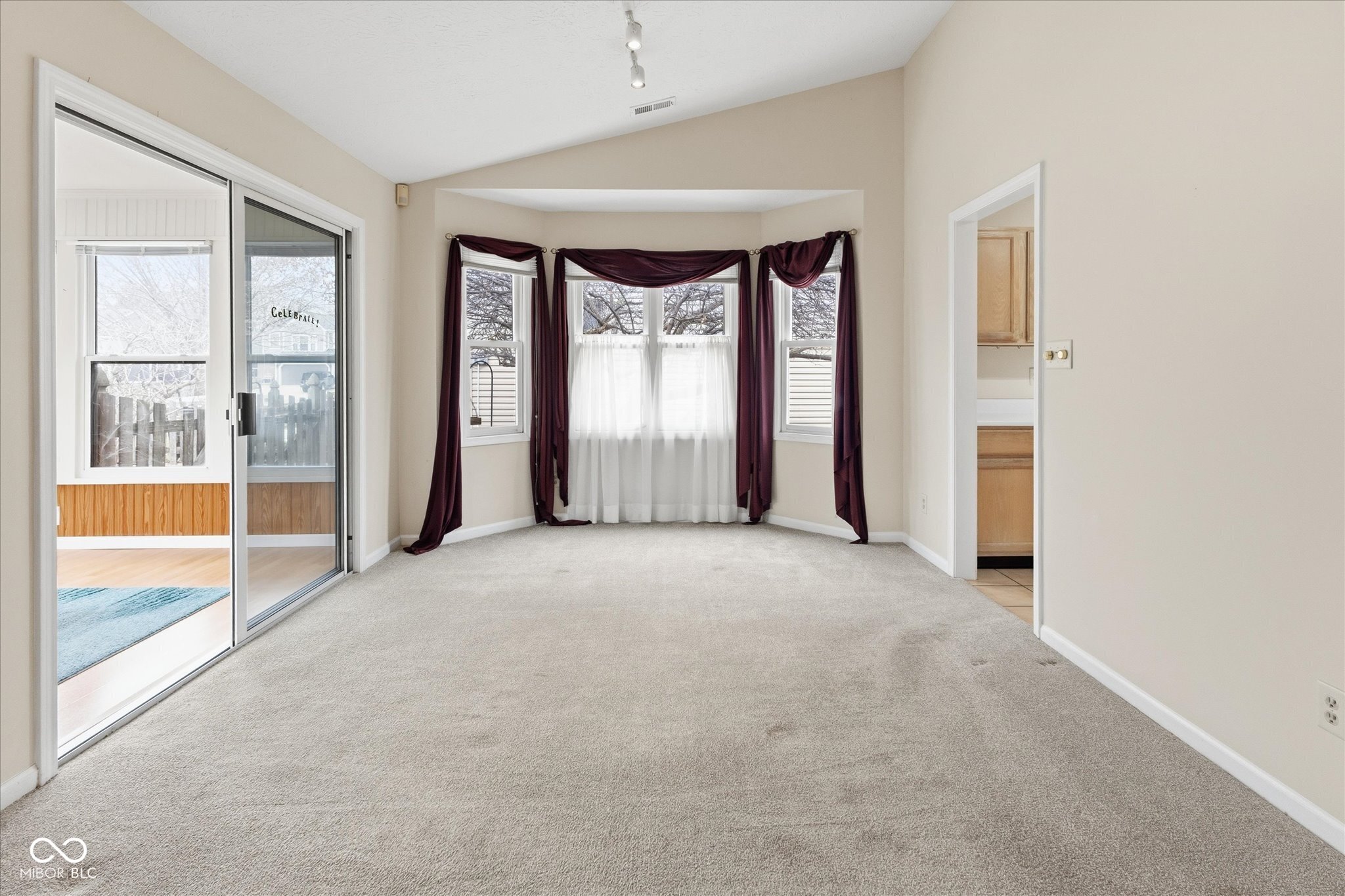 11288 Ashley Place Fishers, IN 46038 - Photo 7 of 22