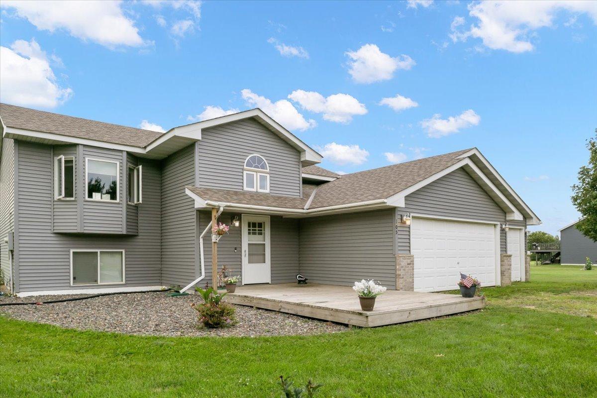 105 School Street Foreston, MN 56330 - Photo 2 of 24