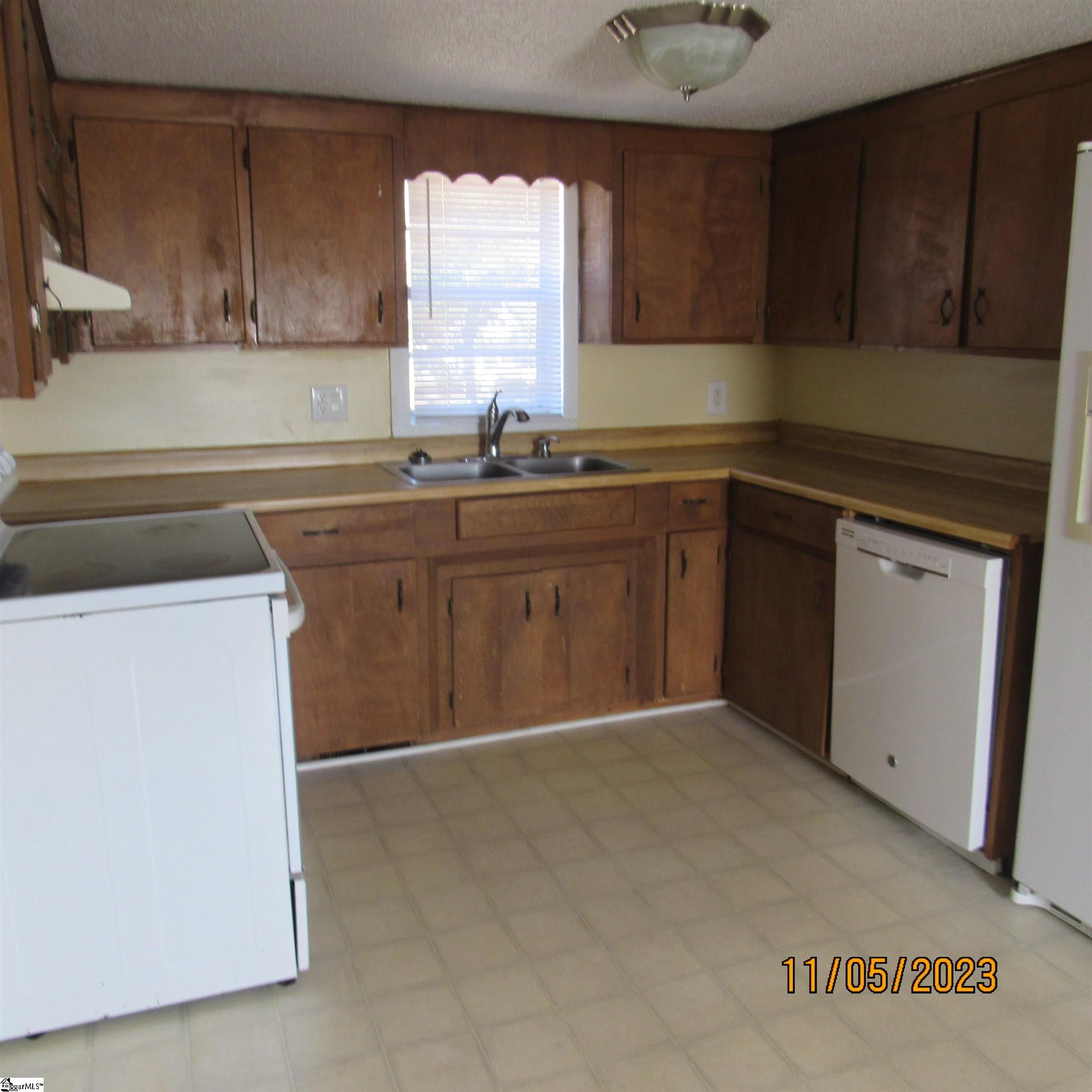 328 Double Bridge Road Boiling Springs, SC 29316 - Photo 13 of 18 Gallery Image 13