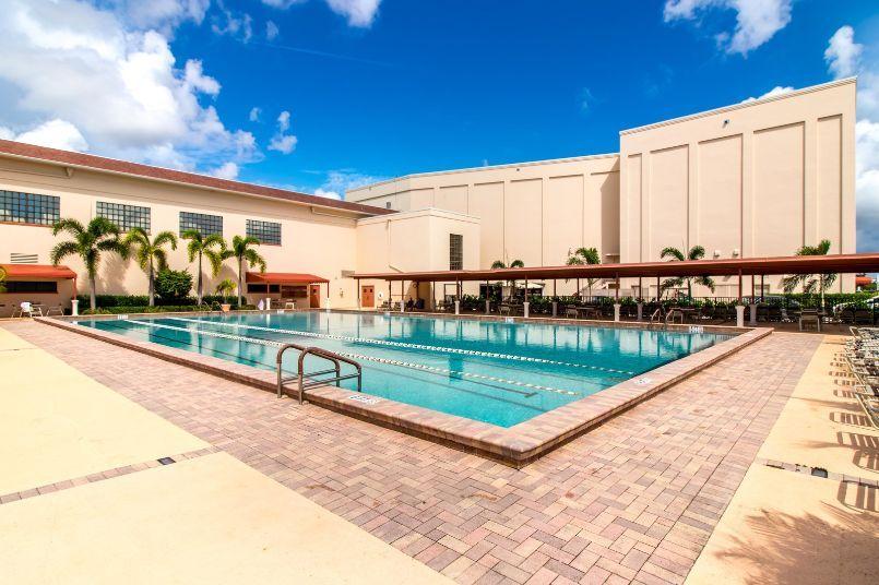 4048 Yarmouth C, Unit 4048 Boca Raton, FL 33434 - Photo 24 of 26 Outdoor Pool