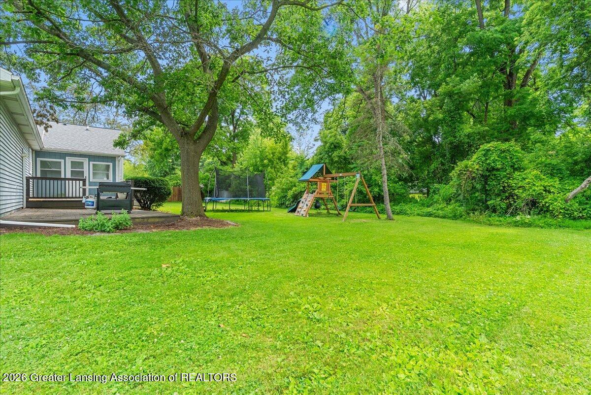 102 Wicklow Road Eaton Rapids, MI 48827 - Photo 37 of 42 36-Media Jett - 28