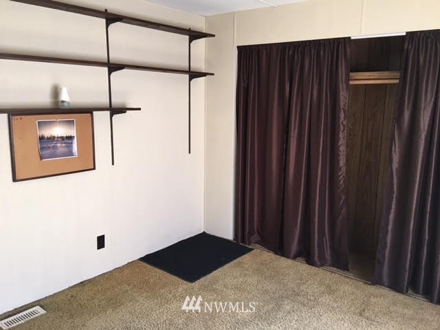 17943 Robinson Lane Rochester, WA 98579 - Photo 10 of 20 Gallery Image 10