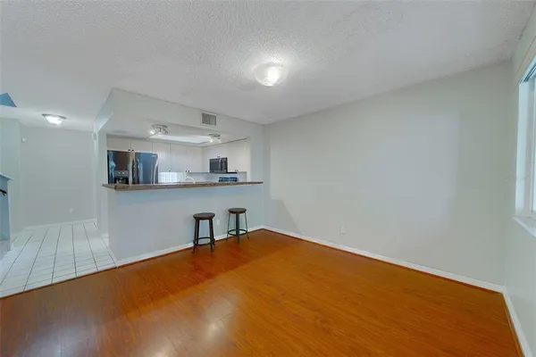 $2,500 | 9241 Jake's Path, Largo, FL 33771