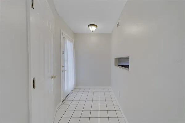 $2,500 | 9241 Jake's Path, Largo, FL 33771