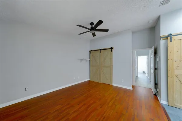 $2,500 | 9241 Jake's Path, Largo, FL 33771