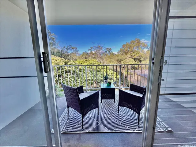 $388,000 | 95-2051 Waikalani Place, Unit E503, Mililani, HI 96789