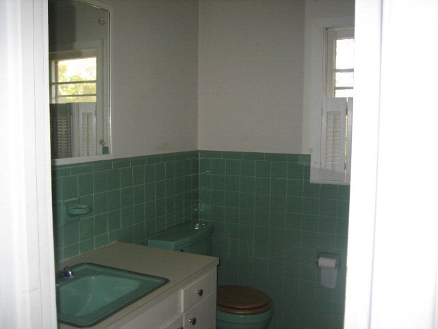 456 Jan Drive Fairhope, AL 36532 - Photo 9 of 15 Bathroom 2