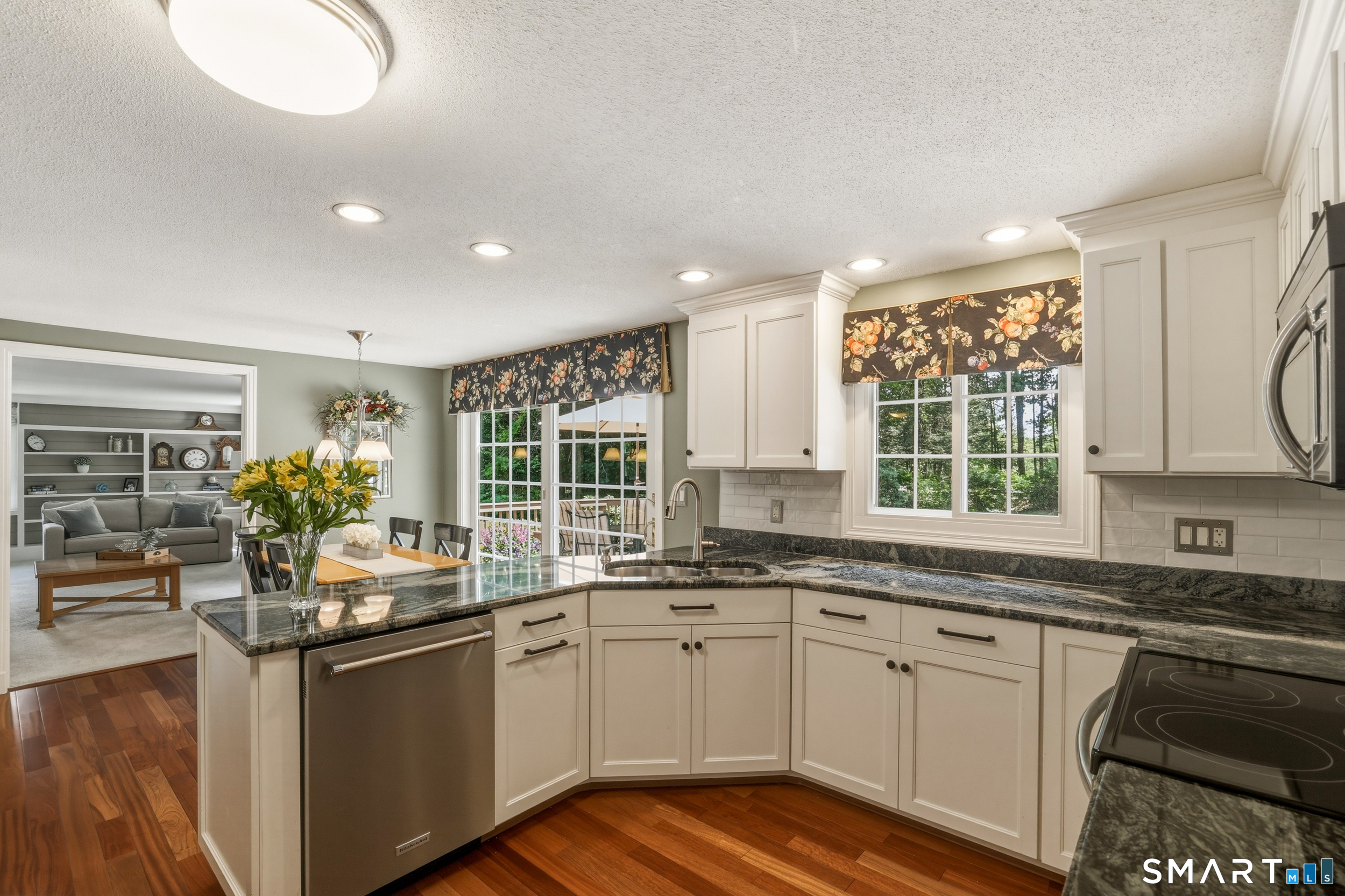 14 High Hill Road Canton, CT 06019 - Photo 9 of 39