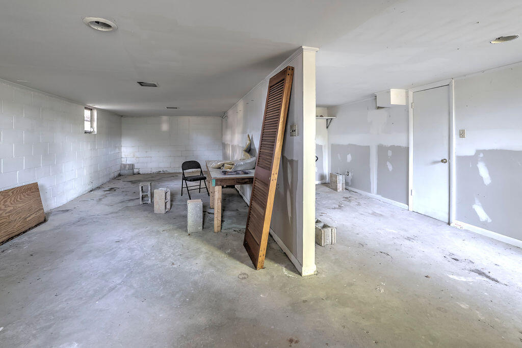 2533 Richmond Hill Road Augusta, GA 30906 - Photo 26 of 38 Basement