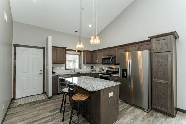 $299,000 | 1215 Sundance Court Northeast, Byron, MN 55920