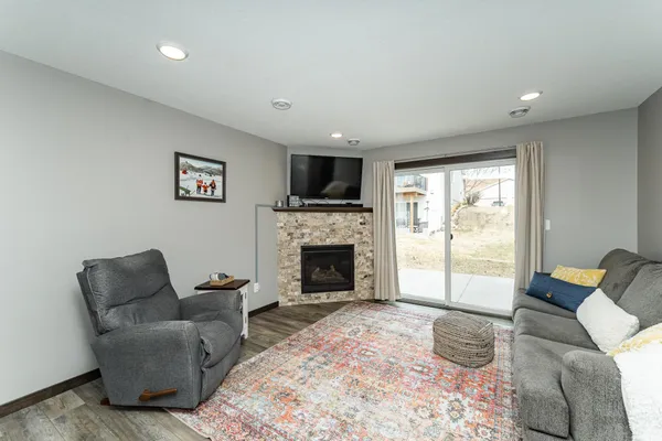 $299,000 | 1215 Sundance Court Northeast, Byron, MN 55920