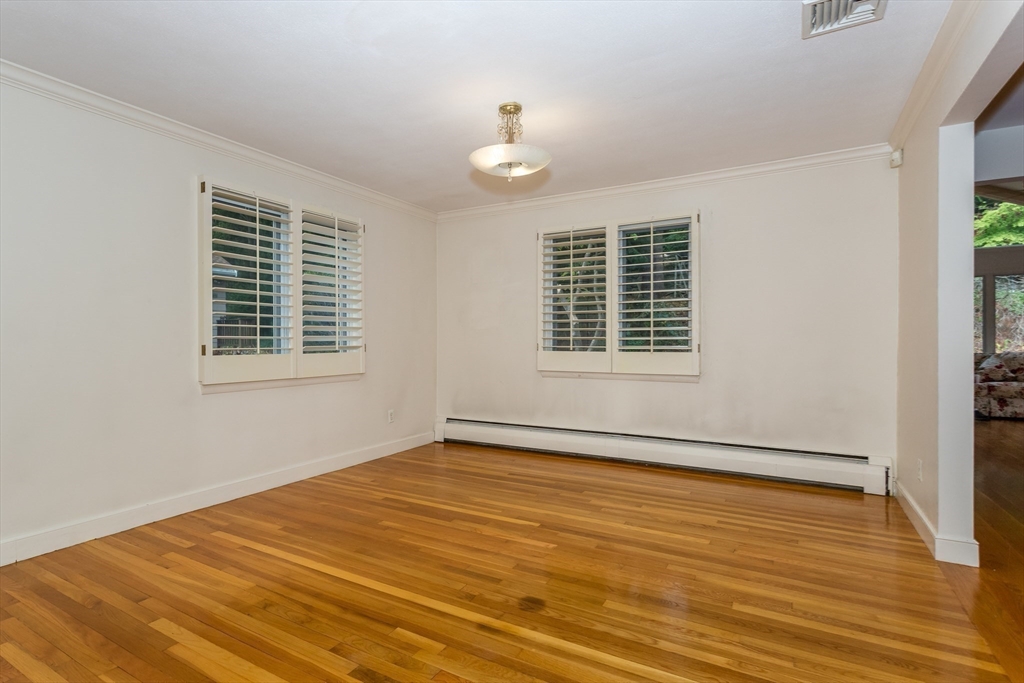 85 Moss Hill Road Boston, MA 02130 - Photo 12 of 27 Gallery Image 12