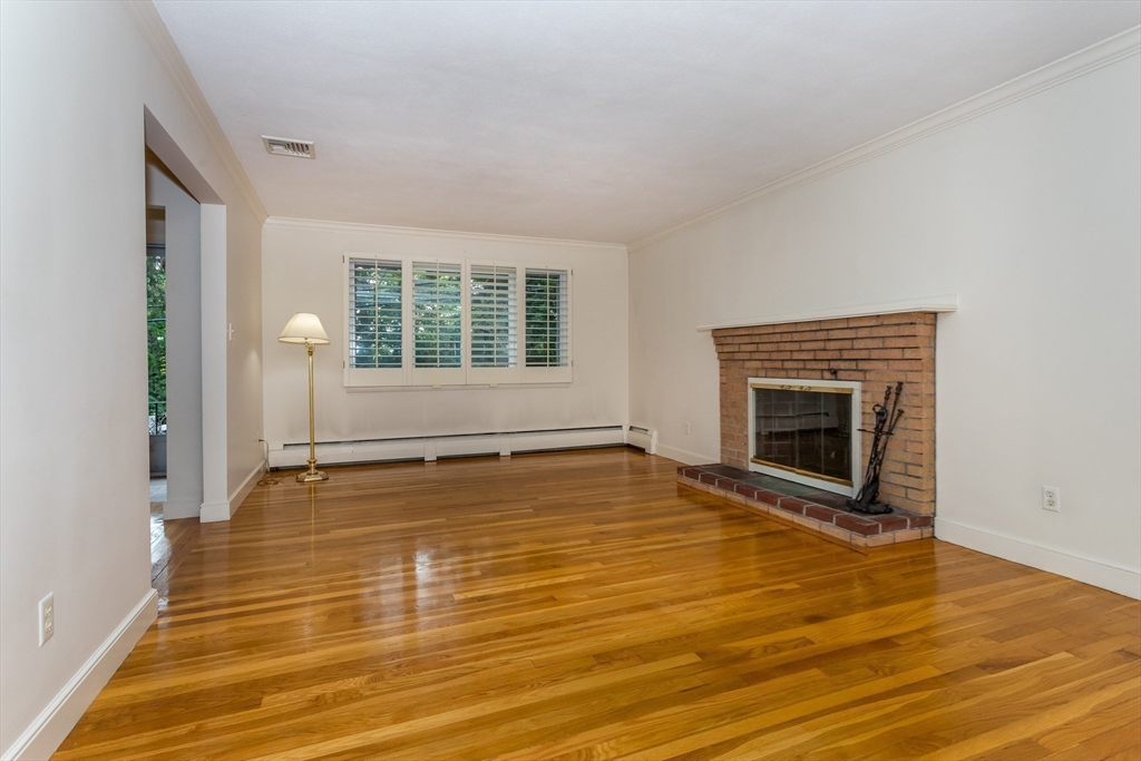 85 Moss Hill Road Boston, MA 02130 - Photo 13 of 27 Gallery Image 13