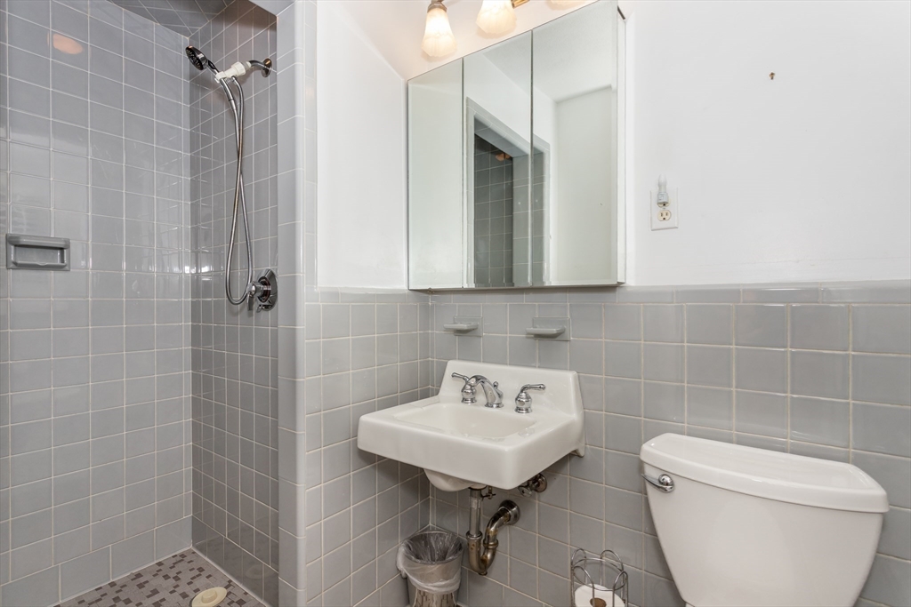 85 Moss Hill Road Boston, MA 02130 - Photo 15 of 27 Gallery Image 15
