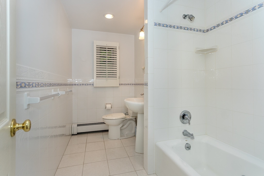 85 Moss Hill Road Boston, MA 02130 - Photo 18 of 27 Gallery Image 18