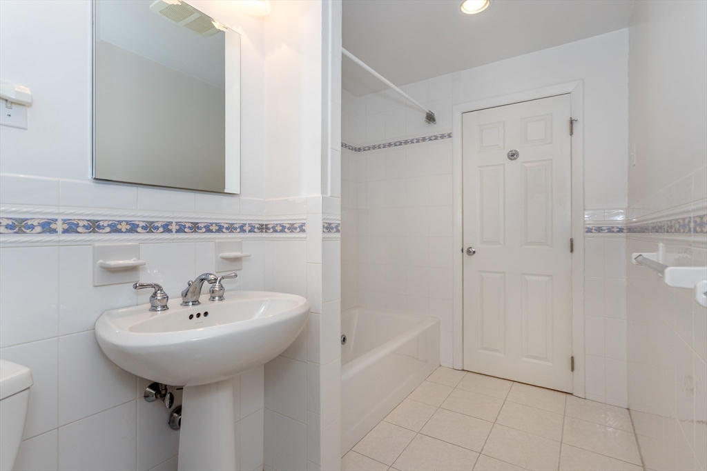 85 Moss Hill Road Boston, MA 02130 - Photo 19 of 27 Gallery Image 19