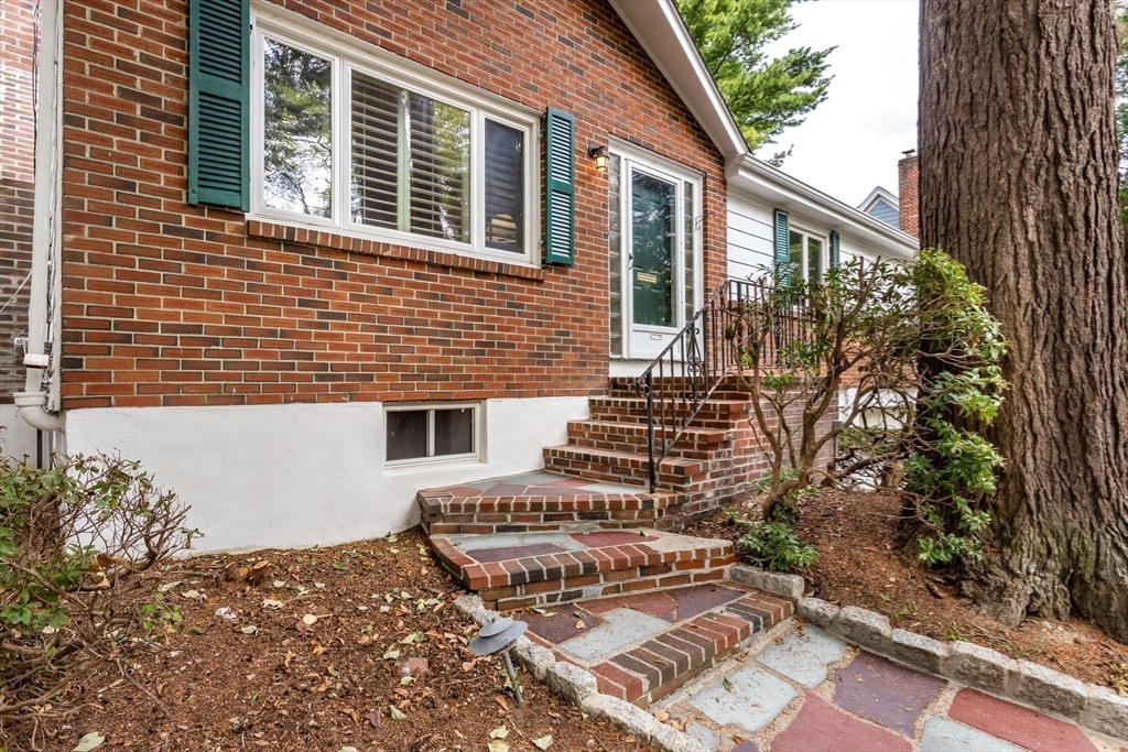 85 Moss Hill Road Boston, MA 02130 - Photo 26 of 27 Gallery Image 26