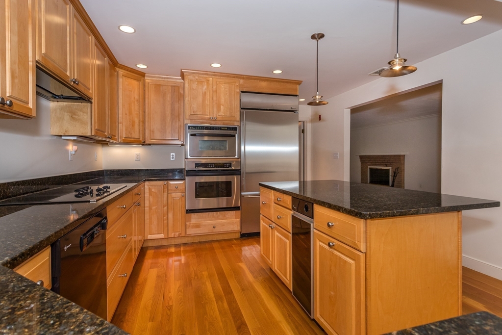85 Moss Hill Road Boston, MA 02130 - Photo 3 of 27 Gallery Image 3