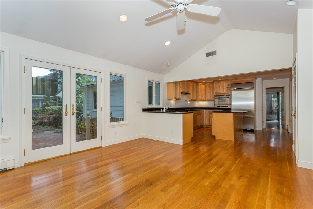 85 Moss Hill Road Boston, MA 02130 - Photo 7 of 27 Gallery Image 7