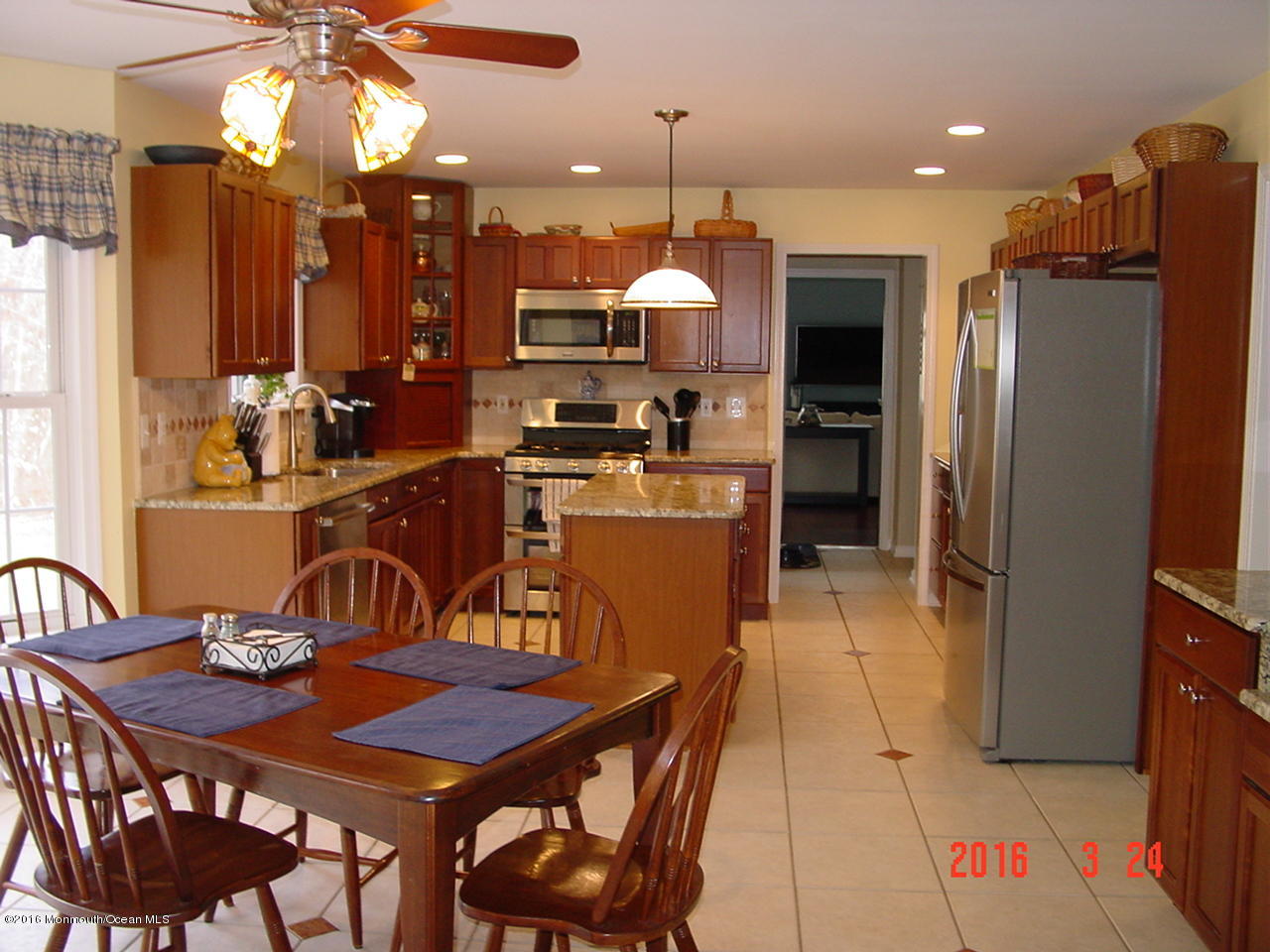 88 Sanders Lane Cream Ridge, NJ 08514 - Photo 10 of 36 DSC07307