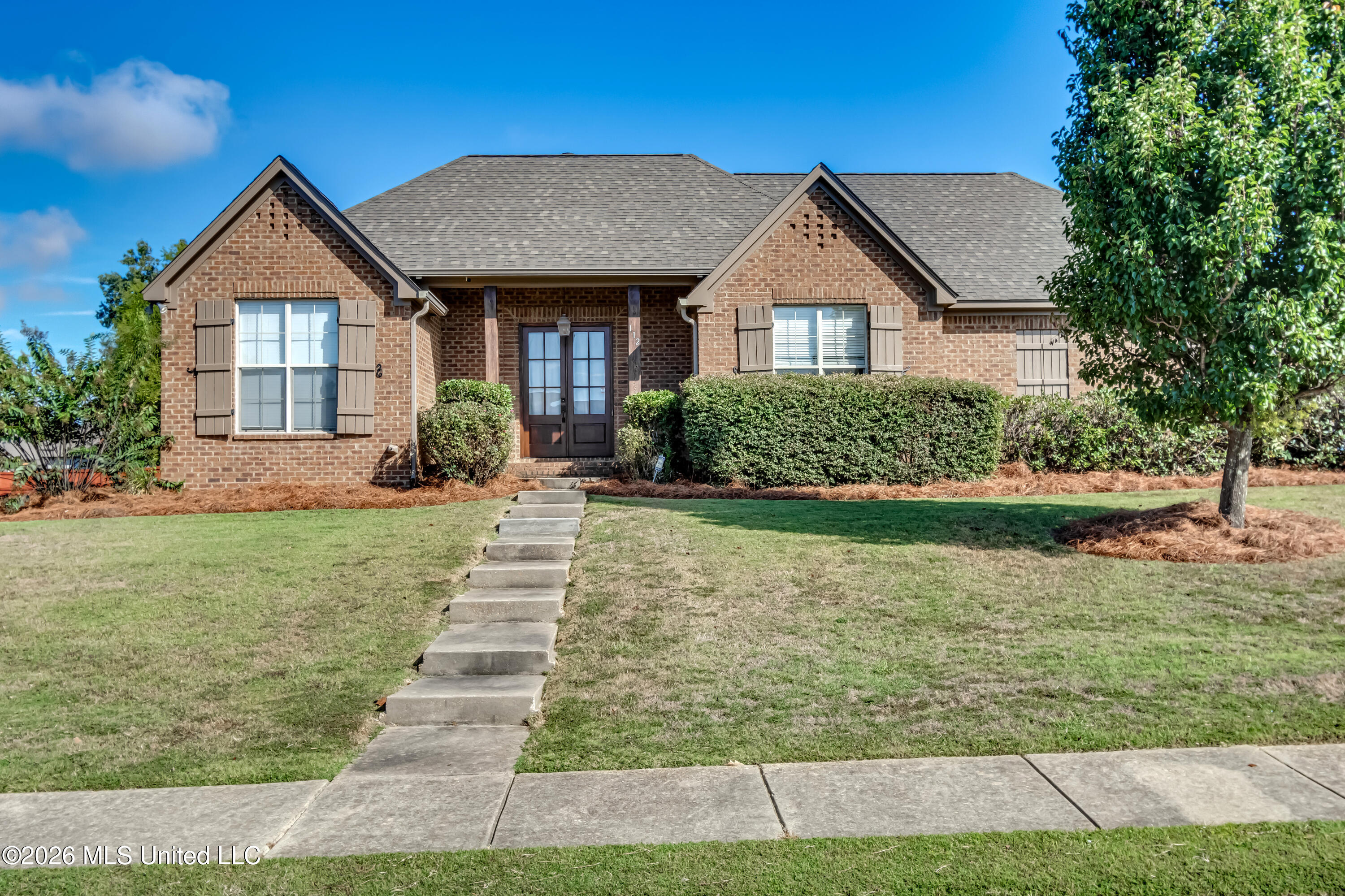 112 Trailbridge Bend Canton, MS 39046 - Photo 1 of 70 112 Trailbridge--6