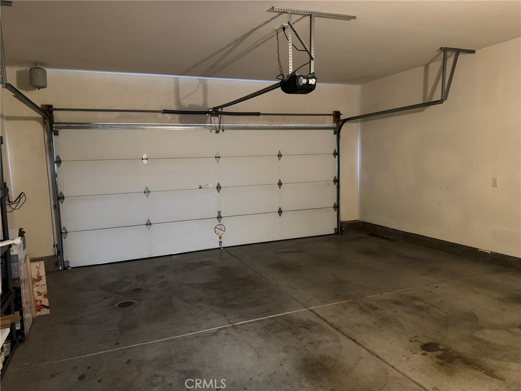 62 Shadowplay Irvine, CA 92620 - Photo 44 of 44 a view of a garage