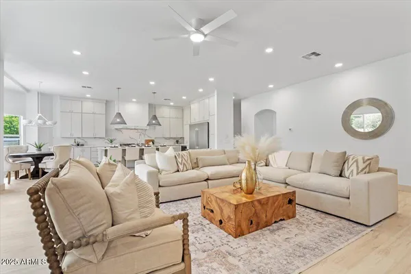 $1,799,999 | 2251 North 32nd Street, Unit 27, Mesa, AZ 85213