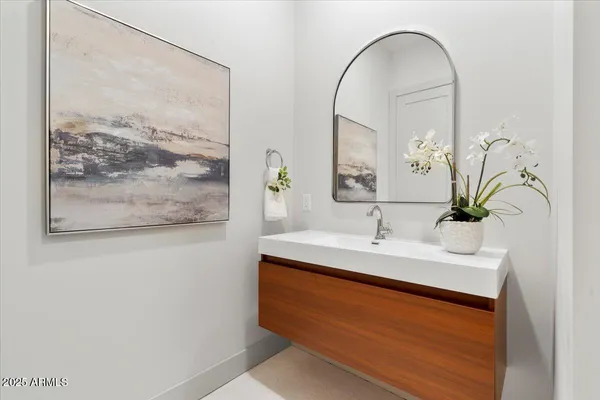 $1,799,999 | 2251 North 32nd Street, Unit 27, Mesa, AZ 85213