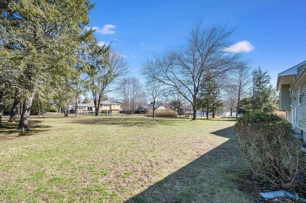43 Aran Road Westwood, MA 02090 - Photo 30 of 34 Gallery Image 30