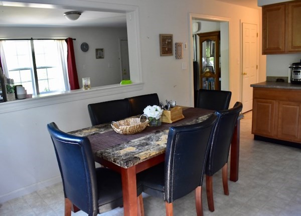 5 Admirals Way, Unit 5 Berkley, MA 02779 - Photo 6 of 20