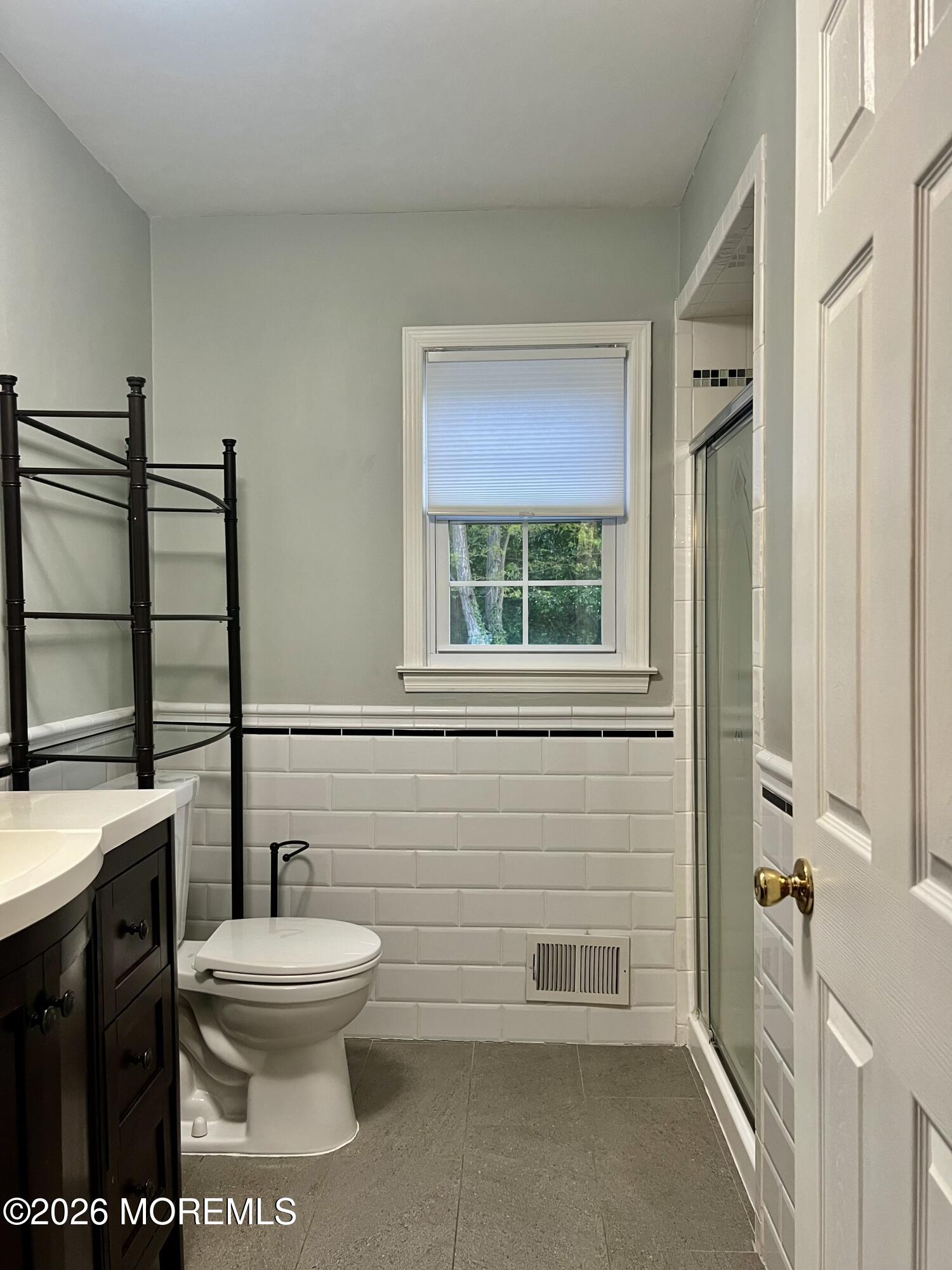 16 Templer Way Hazlet, NJ 07730 - Photo 12 of 42 FullSizeRender