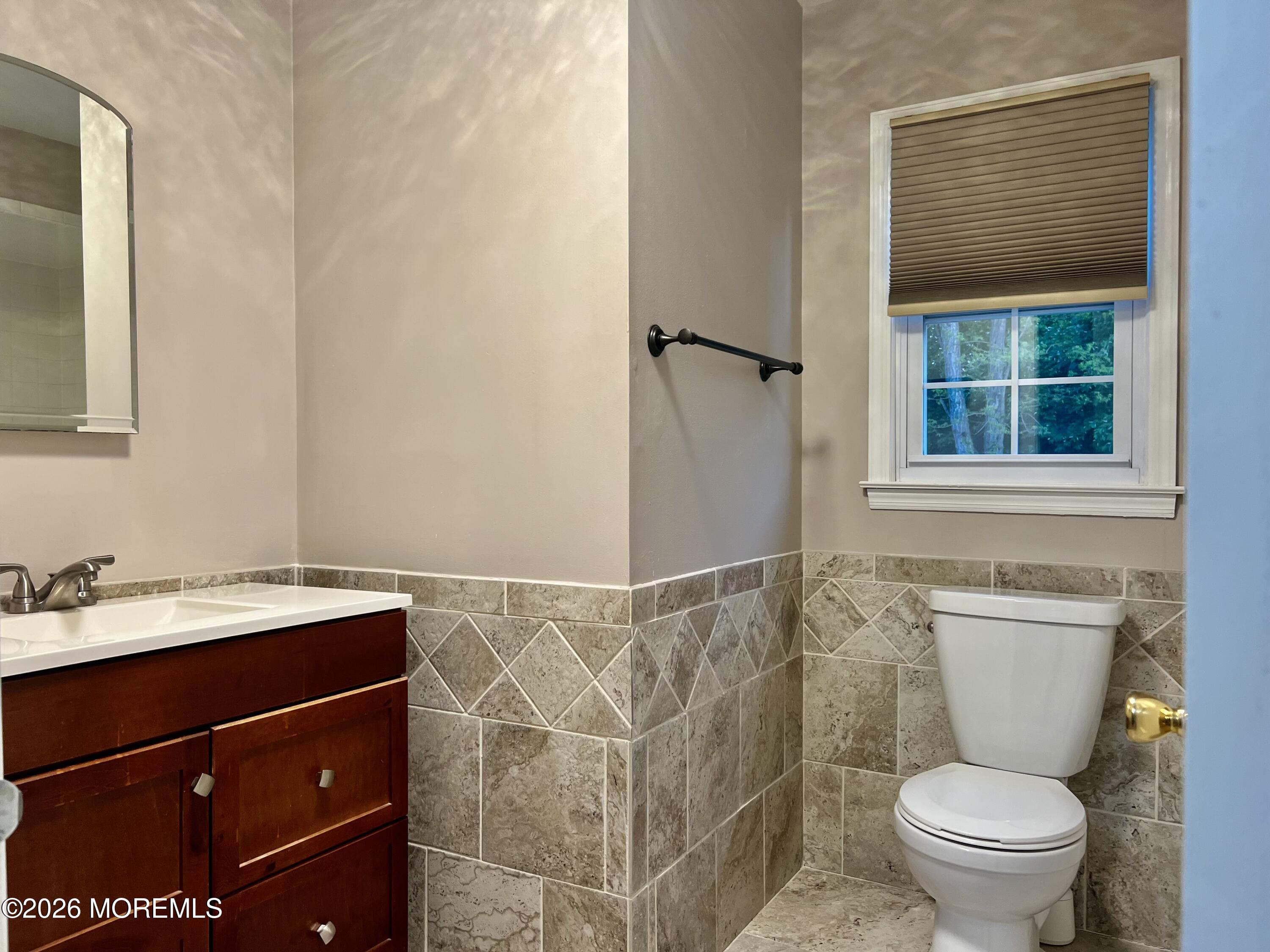 16 Templer Way Hazlet, NJ 07730 - Photo 17 of 42 FullSizeRender