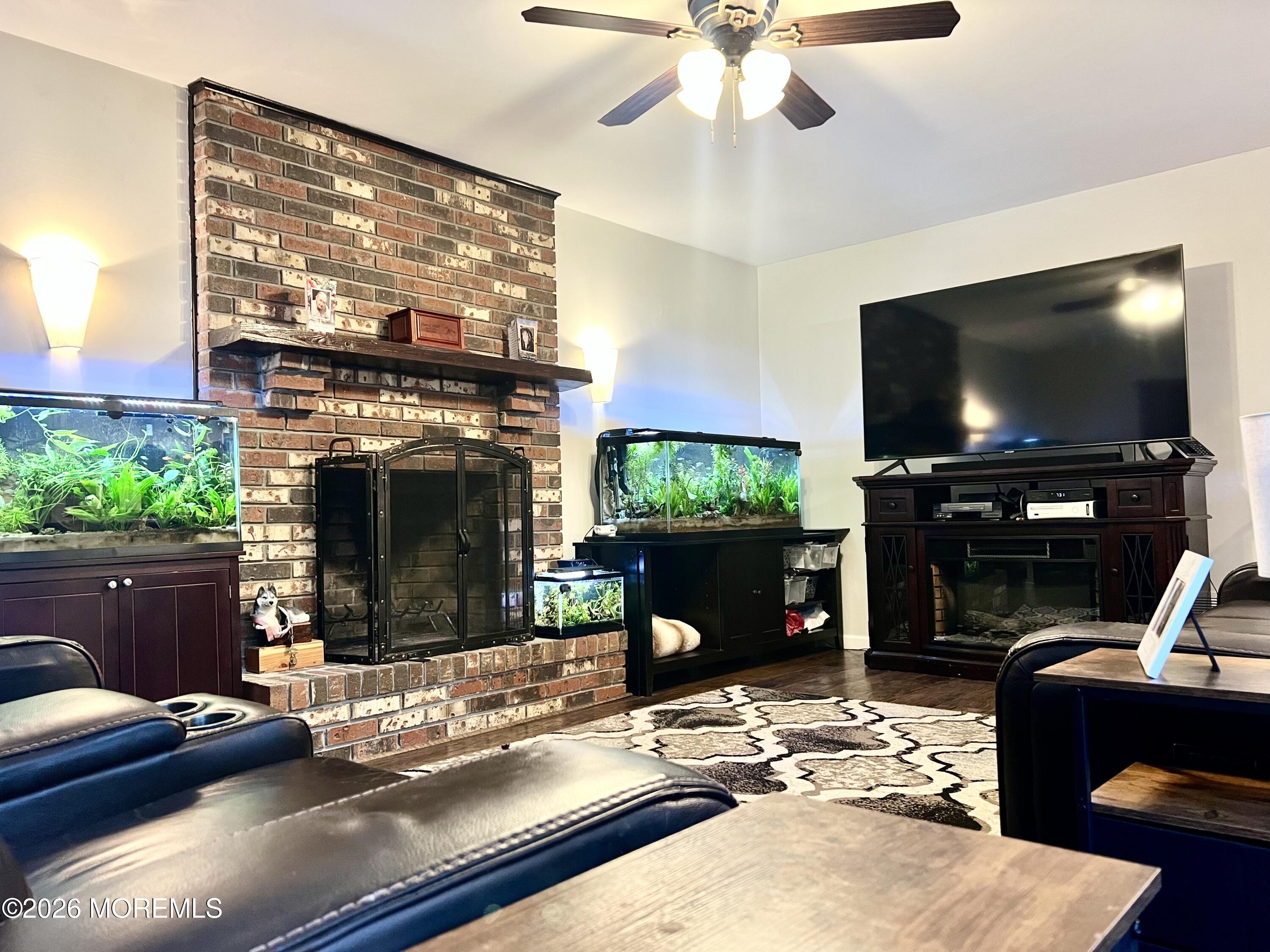 16 Templer Way Hazlet, NJ 07730 - Photo 7 of 42 FullSizeRender